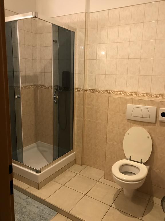 Batavya Penzion Topoľčany Exterior foto